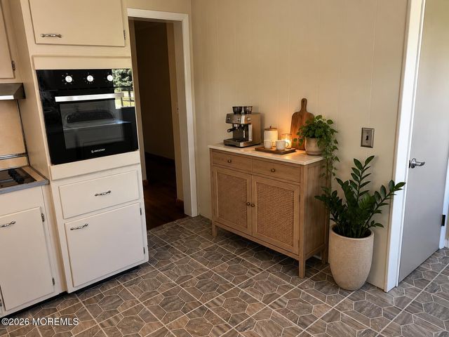 35 Wood Avenue, Port Monmouth, NJ 07758