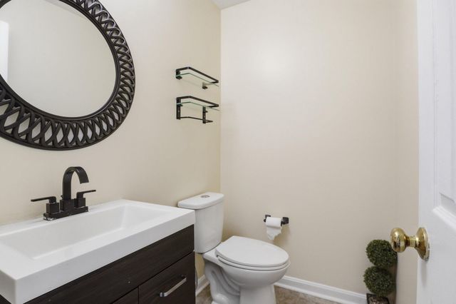 47606 WATKINS ISLAND SQ, Sterling, VA 20165