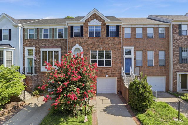 47606 WATKINS ISLAND SQ, Sterling, VA 20165