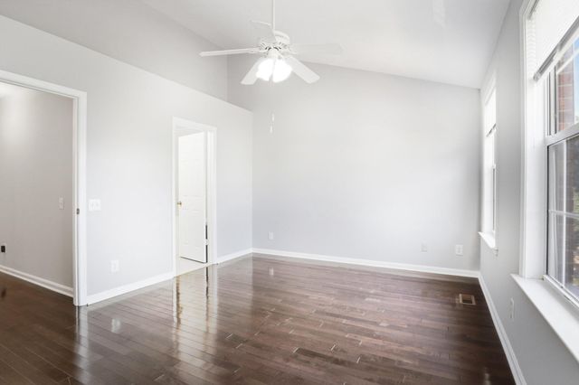 47606 WATKINS ISLAND SQ, Sterling, VA 20165