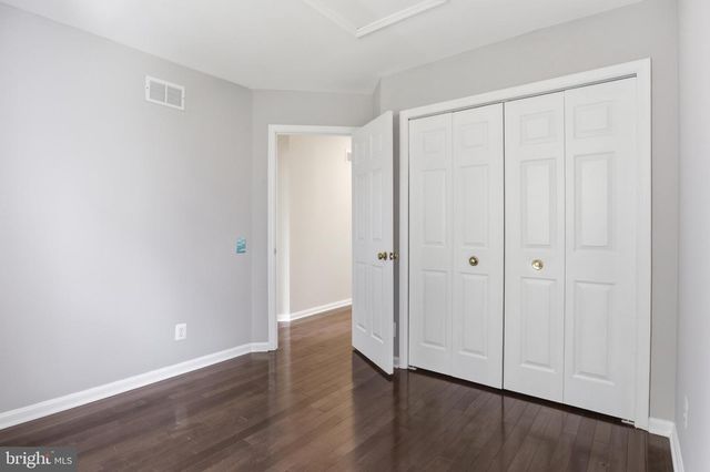 47606 WATKINS ISLAND SQ, Sterling, VA 20165