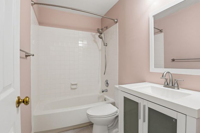47606 WATKINS ISLAND SQ, Sterling, VA 20165