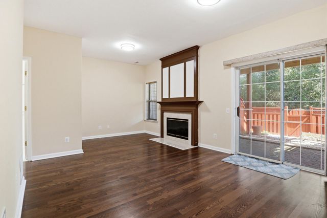 47606 WATKINS ISLAND SQ, Sterling, VA 20165