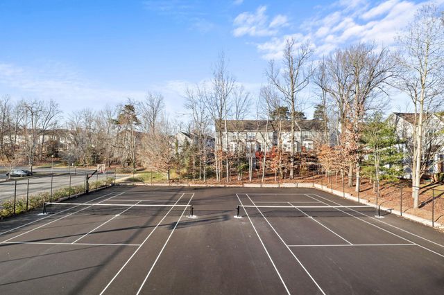 47606 WATKINS ISLAND SQ, Sterling, VA 20165