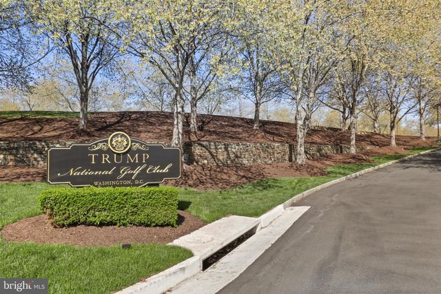 47606 WATKINS ISLAND SQ, Sterling, VA 20165