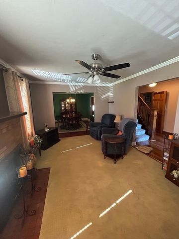 61 Catherine St, Chicopee, MA 01013