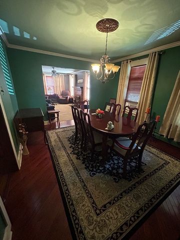 61 Catherine St, Chicopee, MA 01013