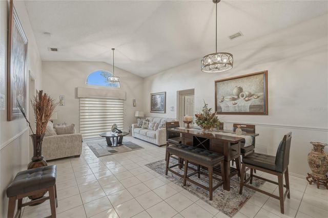 1521 LARKS NEST COURT, Orlando, FL 32824