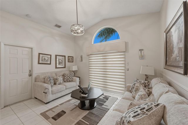 1521 LARKS NEST COURT, Orlando, FL 32824