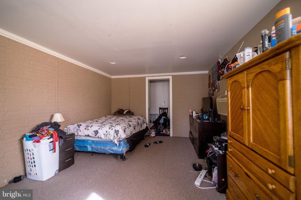 Image 17 of property listing at 4125 RONIS, Pikesville, MD 21208
