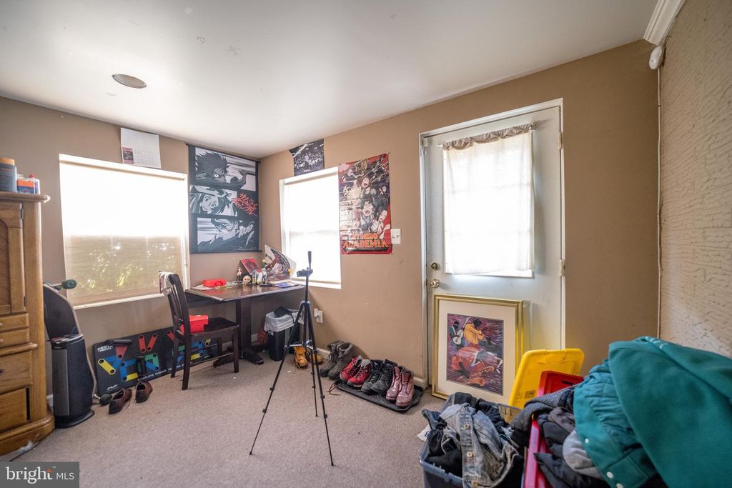 Image 19 of property listing at 4125 RONIS, Pikesville, MD 21208