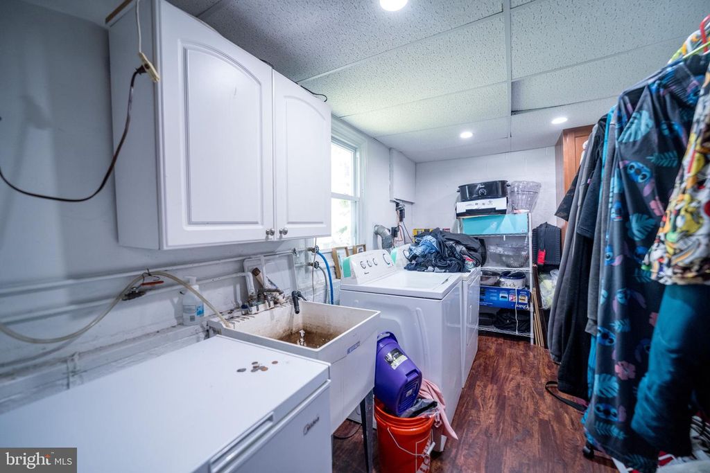 Image 22 of property listing at 4125 RONIS, Pikesville, MD 21208