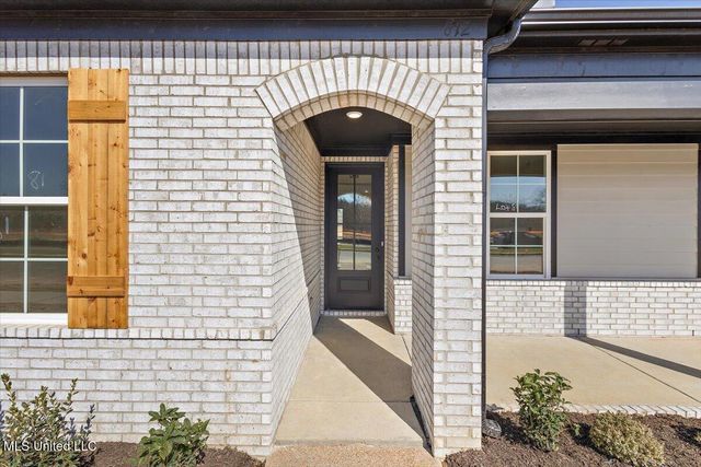 514 Bolivar Drive, Nesbit, MS 38651