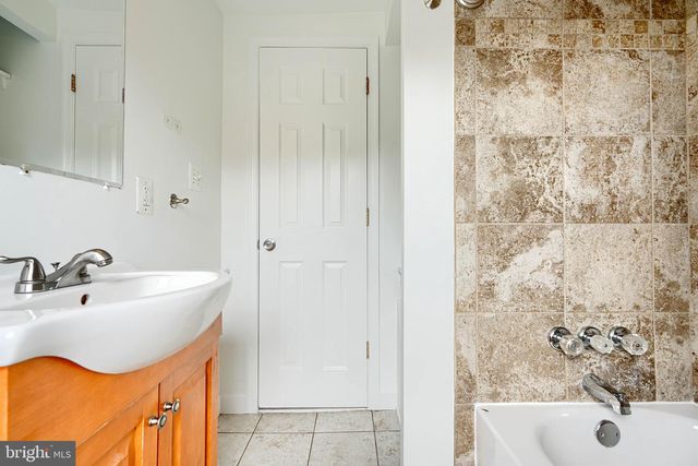 3500 MOULTREE, Nottingham, MD 21236