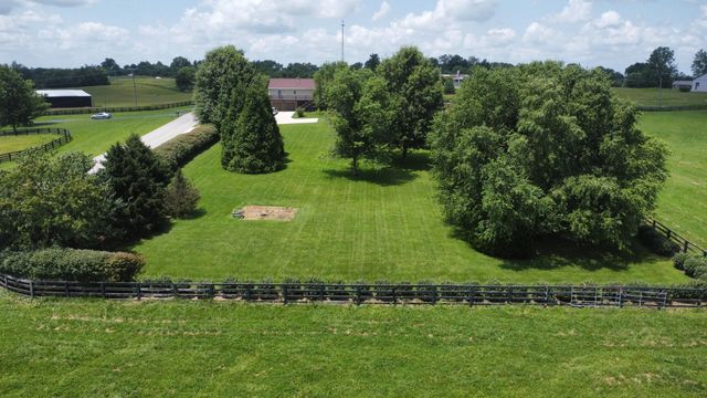 142 Mills Lane, Frankfort, KY 40601