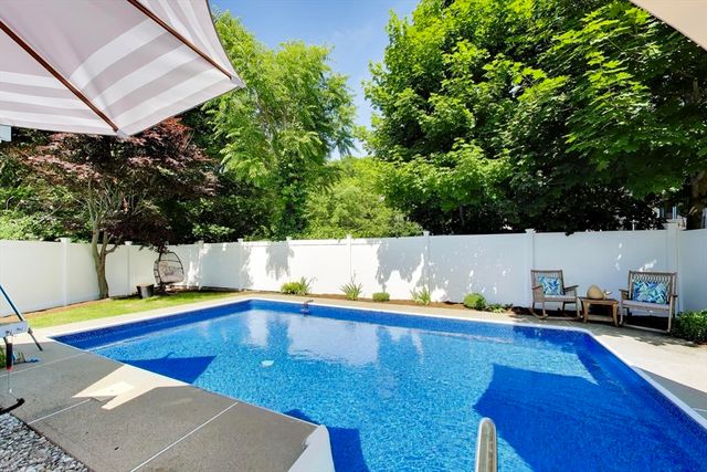 405 Whiting Ave, Dedham, MA 02026