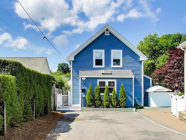 405 Whiting Ave, Dedham, MA 02026
