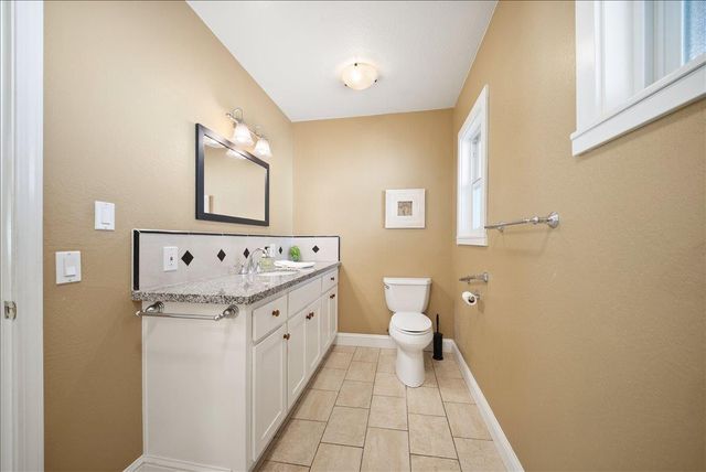 27769 Table Meadow Rd, Auburn, CA 95602