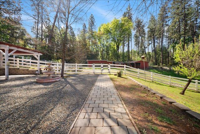 27769 Table Meadow Rd, Auburn, CA 95602