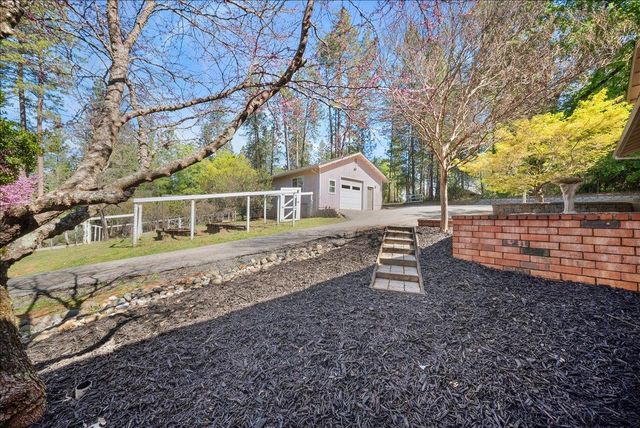 27769 Table Meadow Rd, Auburn, CA 95602