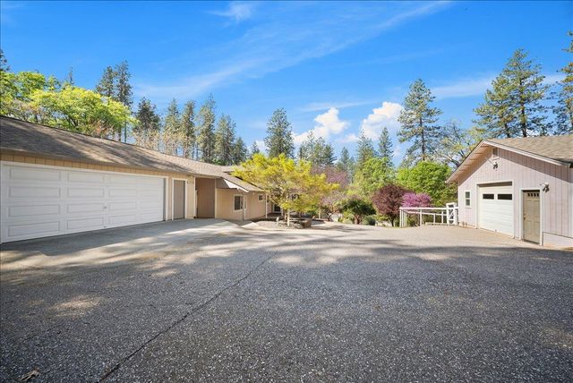 27769 Table Meadow Rd, Auburn, CA 95602