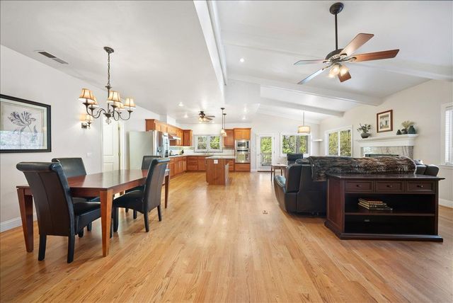 27769 Table Meadow Rd, Auburn, CA 95602