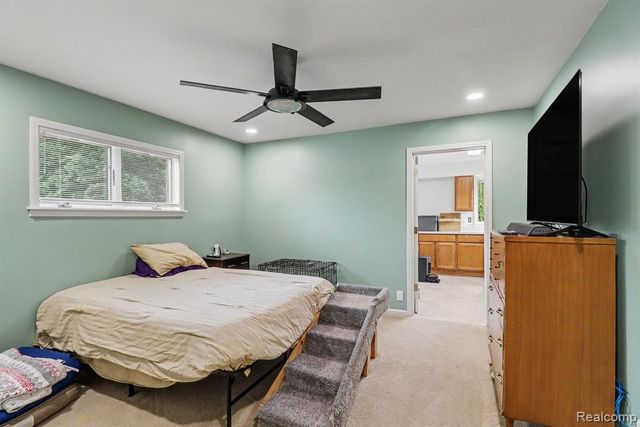 9442 Woodside Trail, Swartz Creek, MI 48473