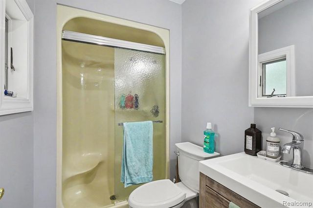 9442 Woodside Trail, Swartz Creek, MI 48473