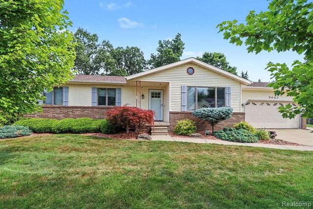 9442 Woodside Trail, Swartz Creek, MI 48473