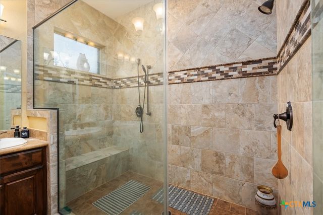 9550 Savannah Ridge Drive 11, Austin, TX 78726