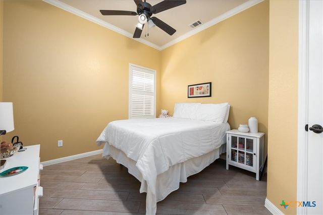 9550 Savannah Ridge Drive 11, Austin, TX 78726