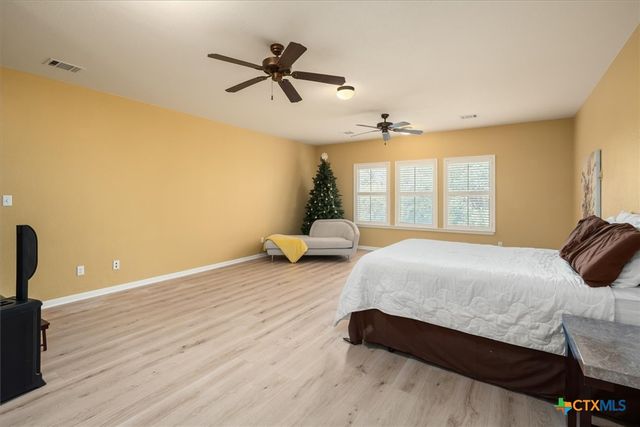 9550 Savannah Ridge Drive 11, Austin, TX 78726