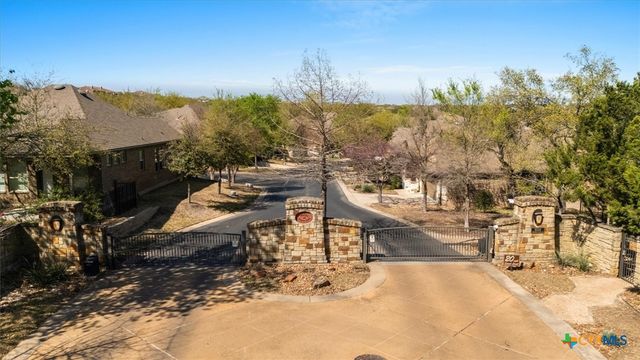 9550 Savannah Ridge Drive 11, Austin, TX 78726