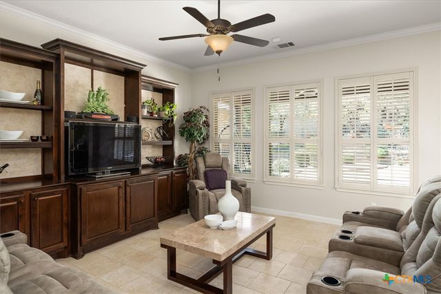 9550 Savannah Ridge Drive 11, Austin, TX 78726