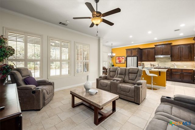 9550 Savannah Ridge Drive 11, Austin, TX 78726