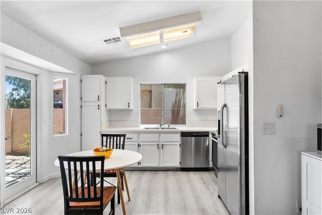 2066 Glistening Sands Drive, Las Vegas, NV 89119