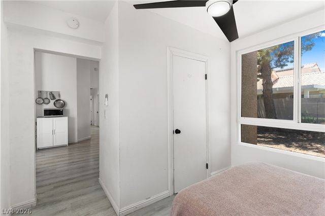 2066 Glistening Sands Drive, Las Vegas, NV 89119