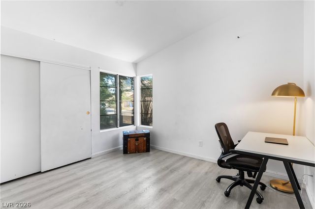 2066 Glistening Sands Drive, Las Vegas, NV 89119