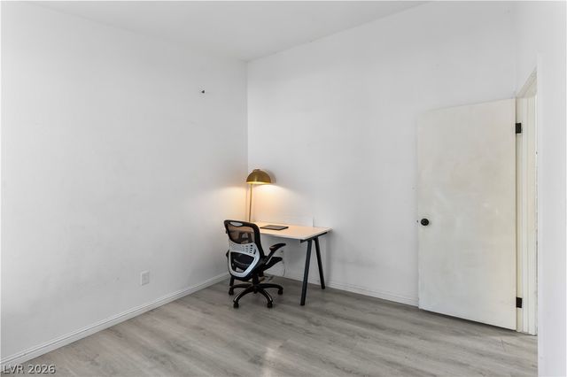 2066 Glistening Sands Drive, Las Vegas, NV 89119