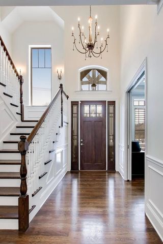 2403 Old Glenview Road, Wilmette, IL 60091