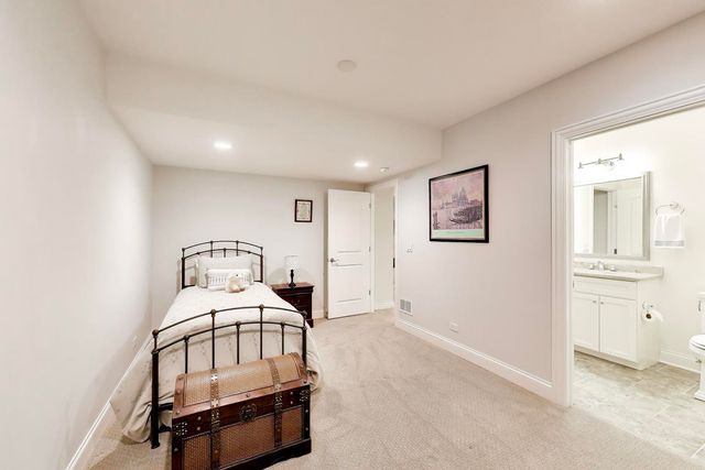 2403 Old Glenview Road, Wilmette, IL 60091