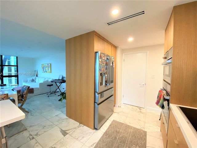 1121 Crandon Blvd F907, Key Biscayne, FL 33149