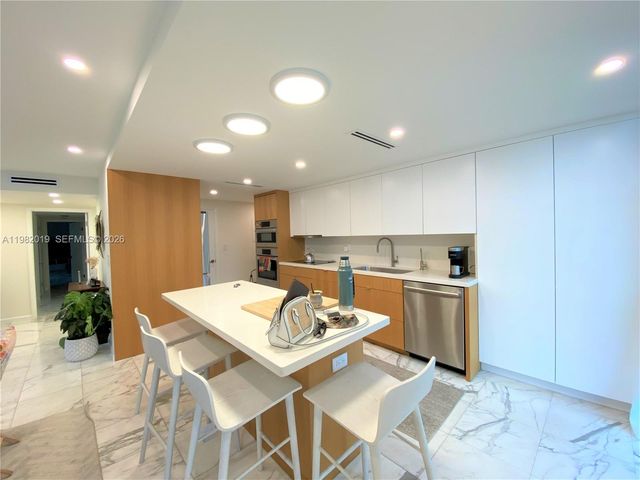 1121 Crandon Blvd F907, Key Biscayne, FL 33149