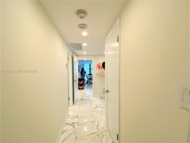 1121 Crandon Blvd F907, Key Biscayne, FL 33149