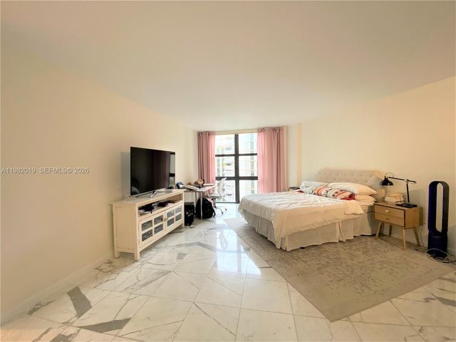 1121 Crandon Blvd F907, Key Biscayne, FL 33149