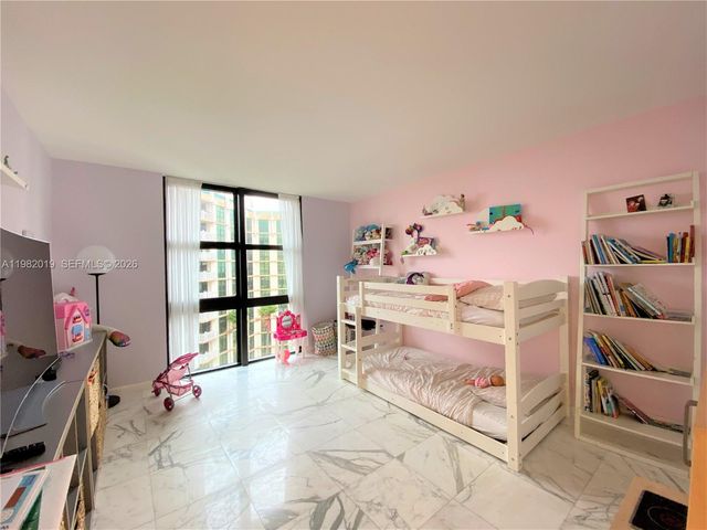 1121 Crandon Blvd F907, Key Biscayne, FL 33149