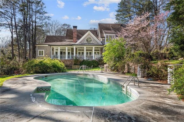 850 N Island Drive, Atlanta, GA 30327