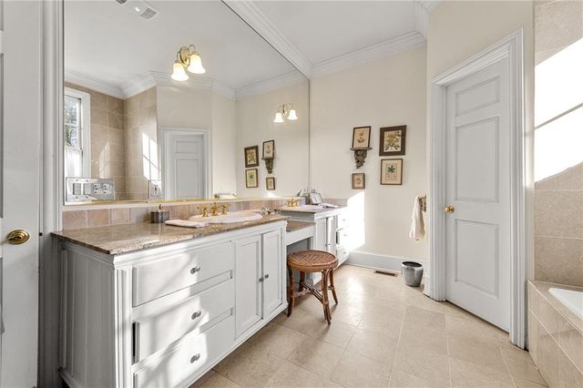 850 N Island Drive, Atlanta, GA 30327