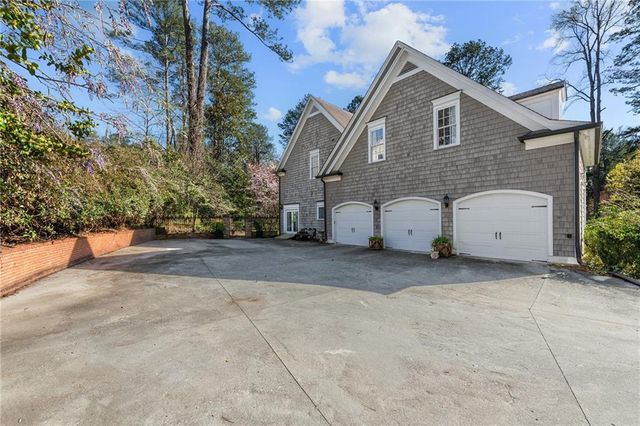 850 N Island Drive, Atlanta, GA 30327