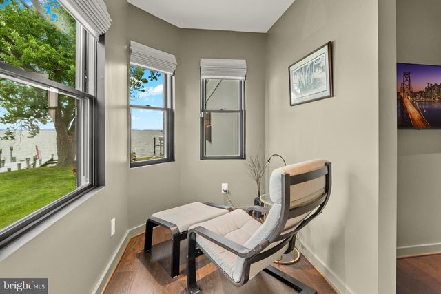 2724 HOLLY BEACH RD, Baltimore, MD 21221